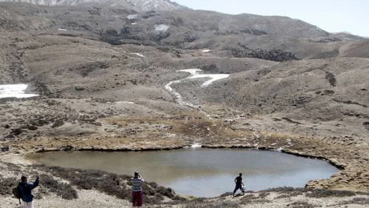 damodar-kunda-and-muktinath-trekking