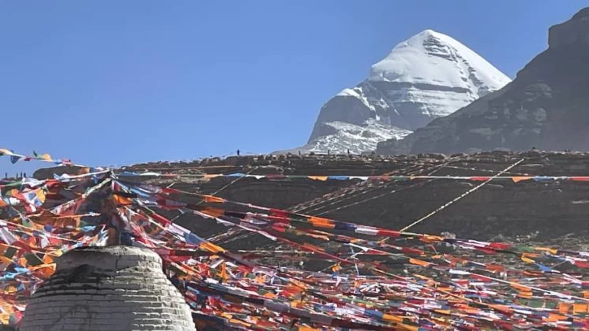 saga-dawa-festival-celebrate-tibetan-buddhisms-holiest-month