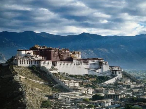 lhasa-gyantse-shigatse-tour